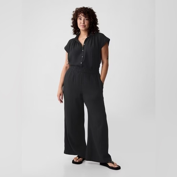 NWT! GAP Black Mid Rise Crinkle Gauze Wide-Leg Pants - Multiple Sizes 🩷 - Picture 5 of 9